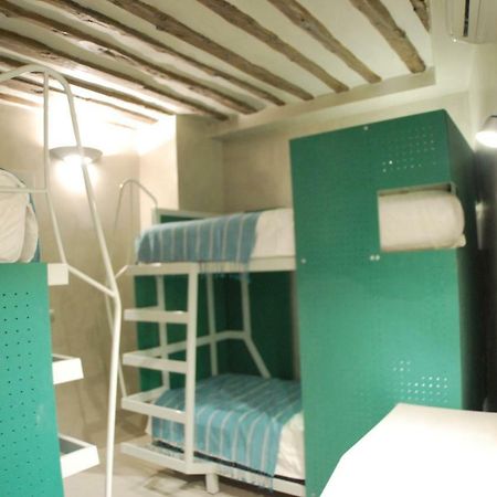 Apartamento Nao Malasana - Gran Via Madrid Luaran gambar
