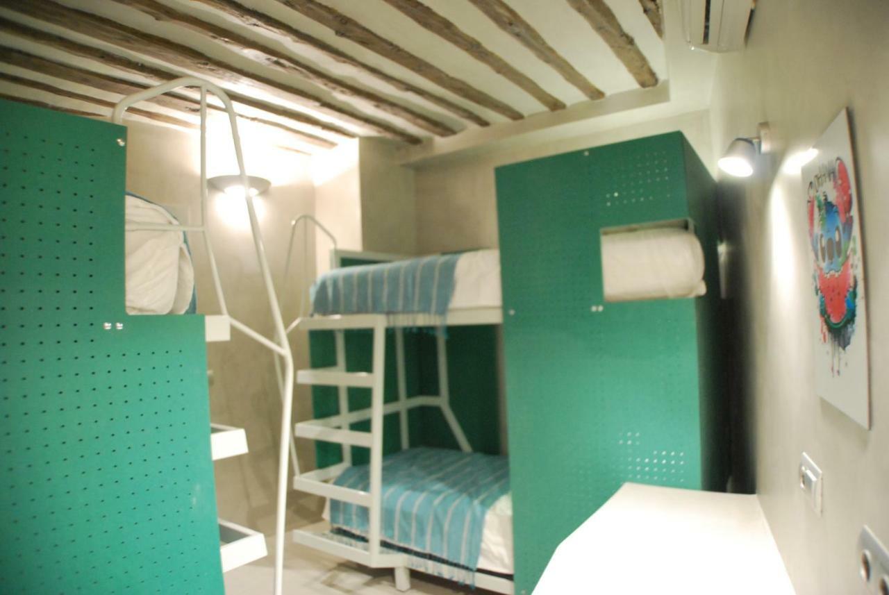 Apartamento Nao Malasana - Gran Via Madrid Luaran gambar